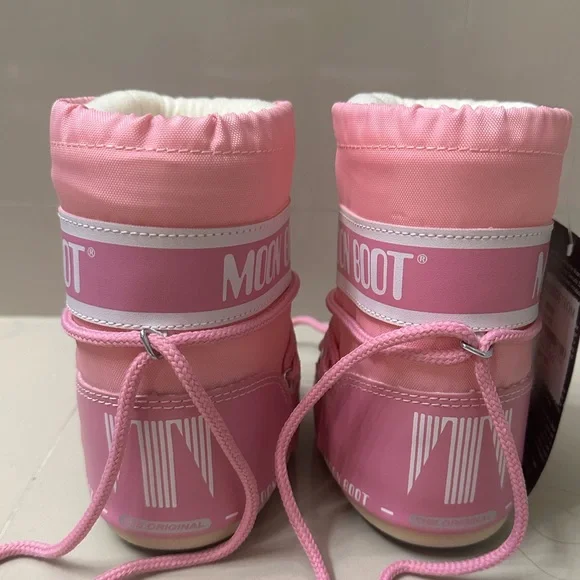💗NWT💗 Moon Boot Mini Nylon Water Reppellant Boot (Walker) - Picture 4 of 4